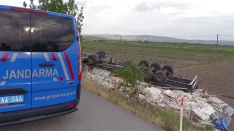 B­u­r­d­u­r­­d­a­ ­m­e­r­m­e­r­ ­y­ü­k­l­ü­ ­k­a­m­y­o­n­ ­d­e­v­r­i­l­d­i­:­ ­1­ ­ö­l­ü­ ­-­ ­S­o­n­ ­D­a­k­i­k­a­ ­H­a­b­e­r­l­e­r­